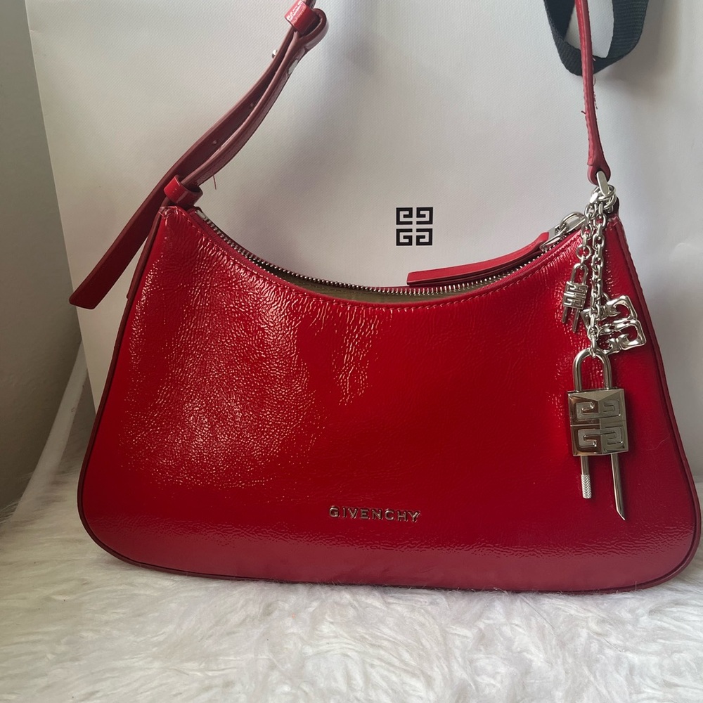 Givenchy Red Patent Leather Shoulder Bag with Charm - Picture 2 of 8